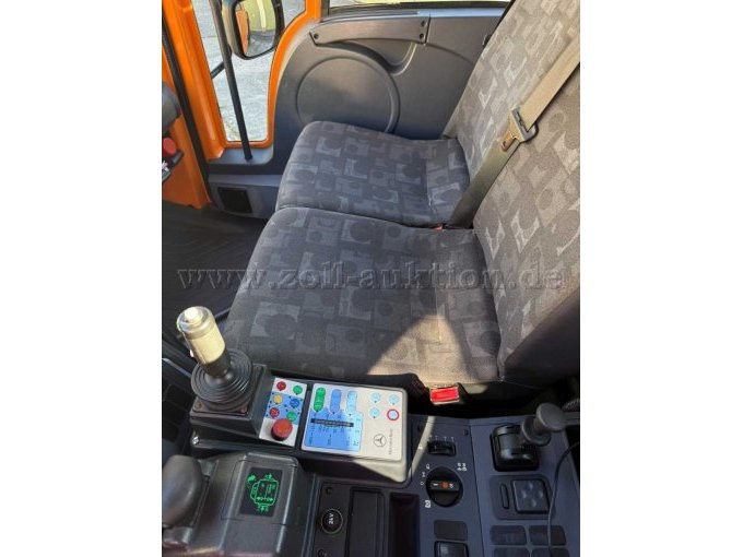 1 Mercedes-Benz Unimog U 290 mit GMEINER Streuautomat und BEILHACK Schneepflug – foto 12 – kavel bij Zoll-Auktion, Flöha