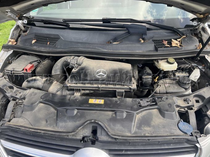1 Mercedes-Benz V 250 d extralang 4MATIC Edition – 8-zitter – foto 18 – kavel bij Zoll-Auktion, Krefeld