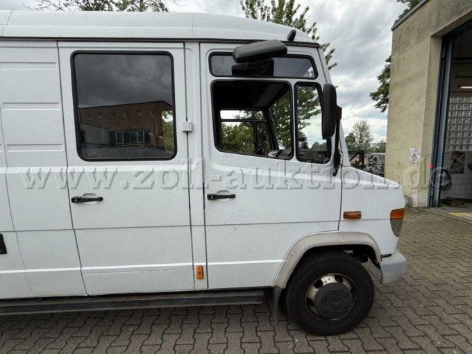 Mercedes-Benz Vario