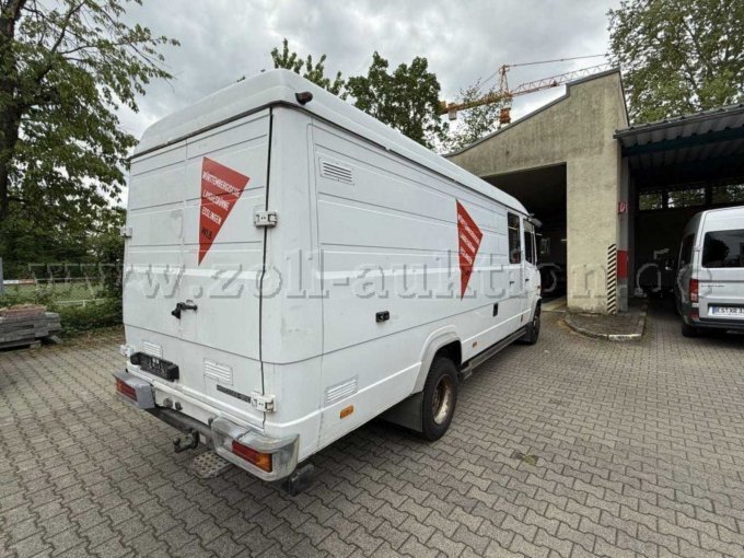 Mercedes-Benz Vario