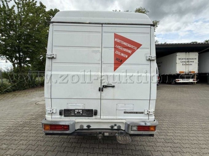 Mercedes-Benz Vario