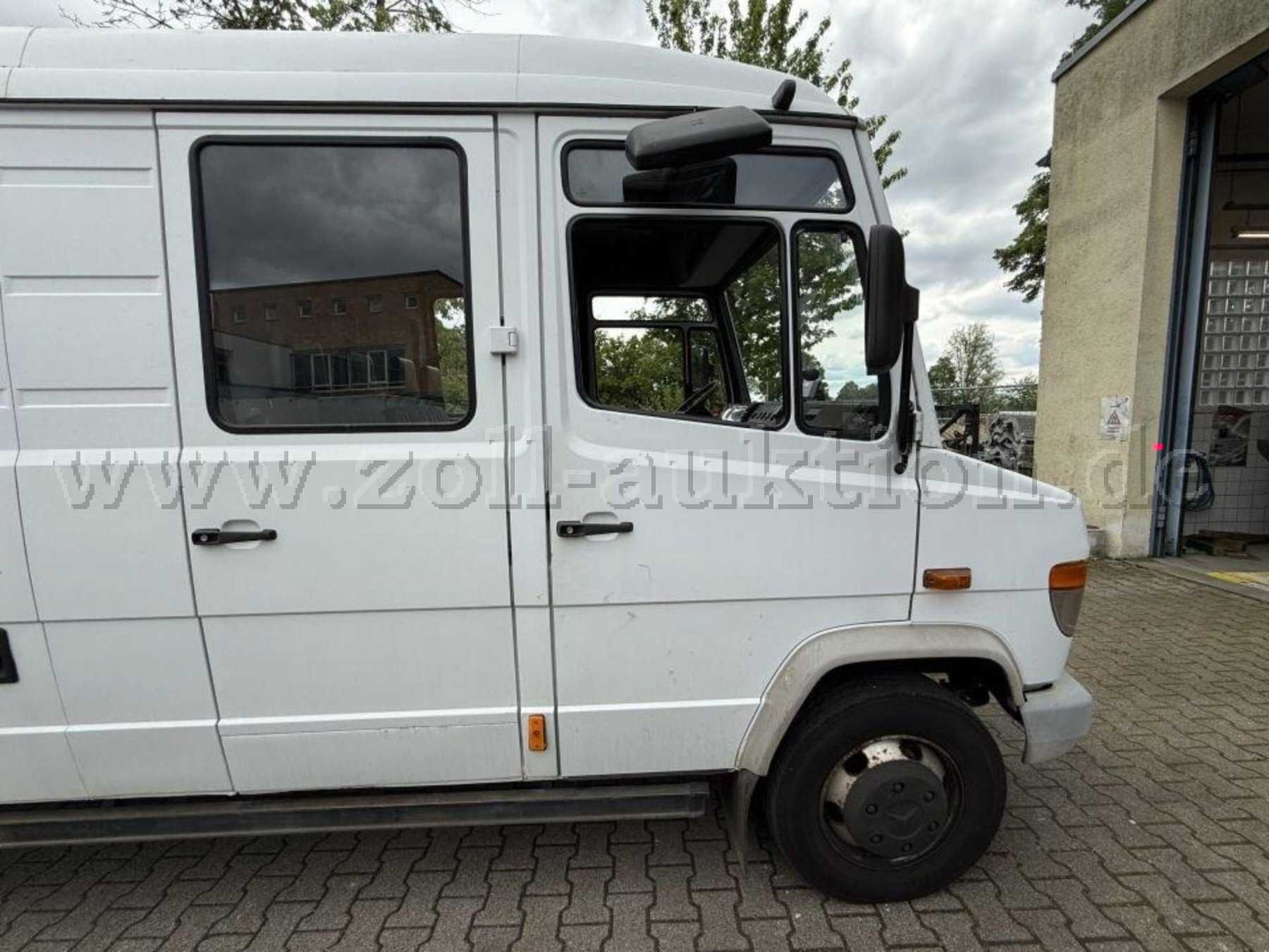 Mercedes-Benz Vario