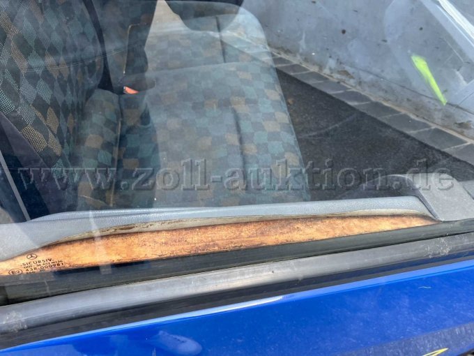 Ablösendes Material