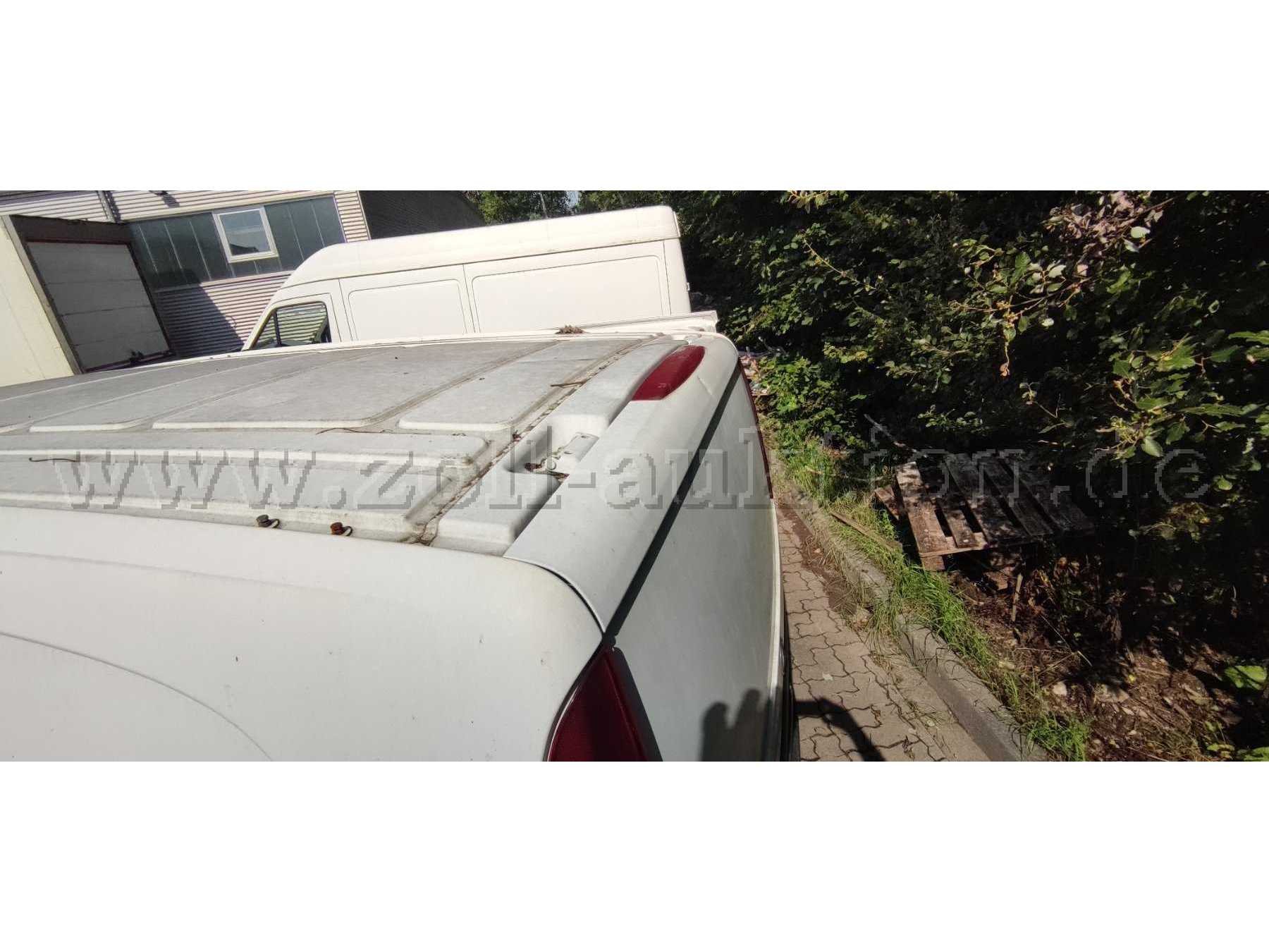 Ansicht Dachübergang Heckklappe