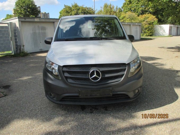 1 Mercedes-Benz Vito 114 CDI W447 Lang !! MOTORSCHADEN !! – foto 2 – kavel bij Zoll-Auktion, Stuttgart