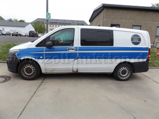 Seitenansicht links