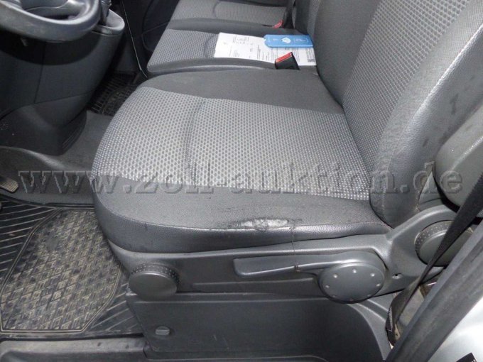 1 Mercedes-Benz, Vito bestelwagen, type 639, 110 CDI lang met ingebouwde rekken – foto 7 – kavel bij Zoll-Auktion, Solingen