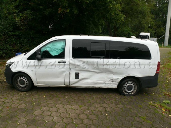 1 Mercedes-Benz Vito Tourer 119 CDI Pro extralang Bastlerfahrzeug - BD16-2266 – foto 2 – kavel bij Zoll-Auktion, Hamburg