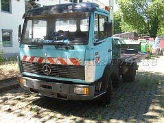 Front, schräg links