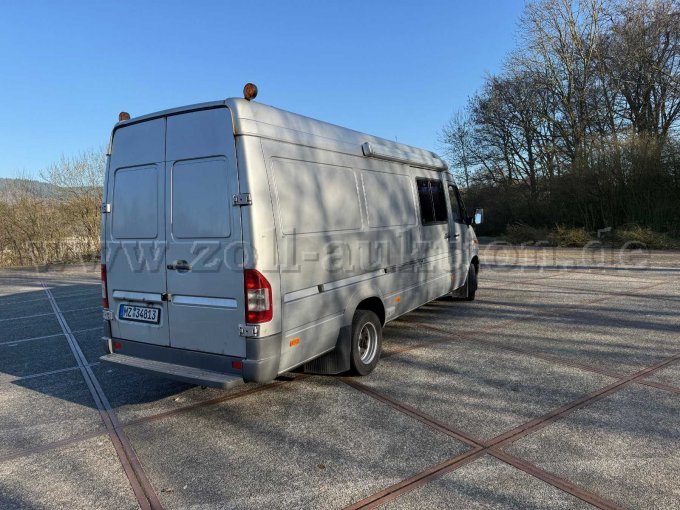 hinten rechts