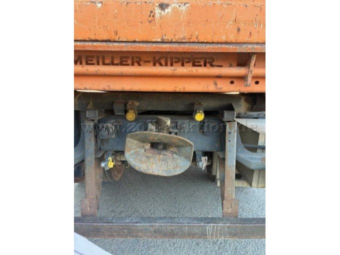 Rockinger-Anhängung hinten mit Hydraulikanschlüssen