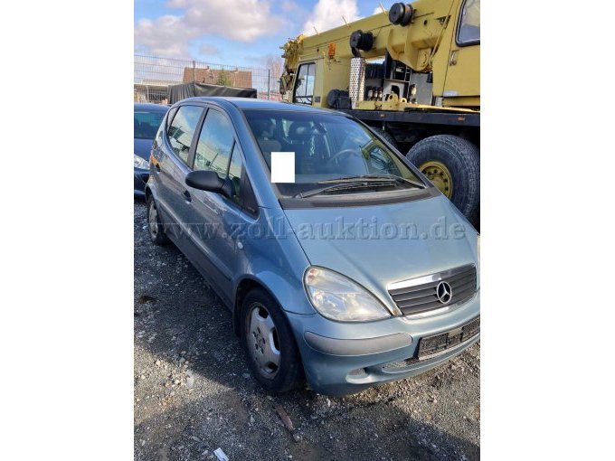 Frontansicht/Seitenansicht Beifahrerseite