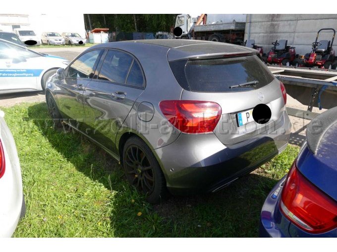 1 Mercedes A 200 d 4Matic "Activity Edition" mit Panoramadach – foto 3 – kavel bij Zoll-Auktion, Wandlitz