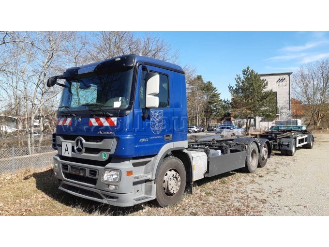 LKW Ansicht Vorne Links
