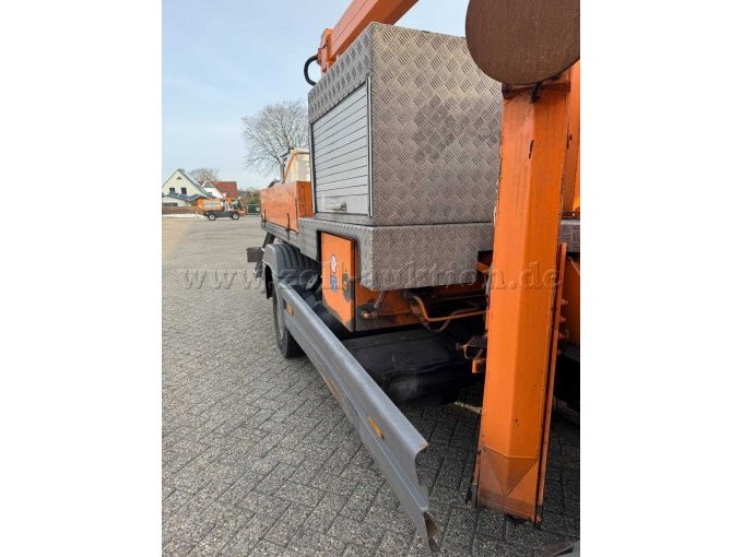 hinten rechts Detail