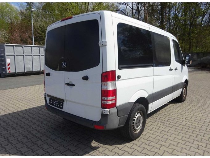 Heckansicht schräg von hinten Beifahrerseite