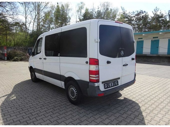 Ansicht von schräg hinten Fahrerseite