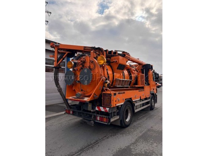 Kanalreiniger hinten rechts