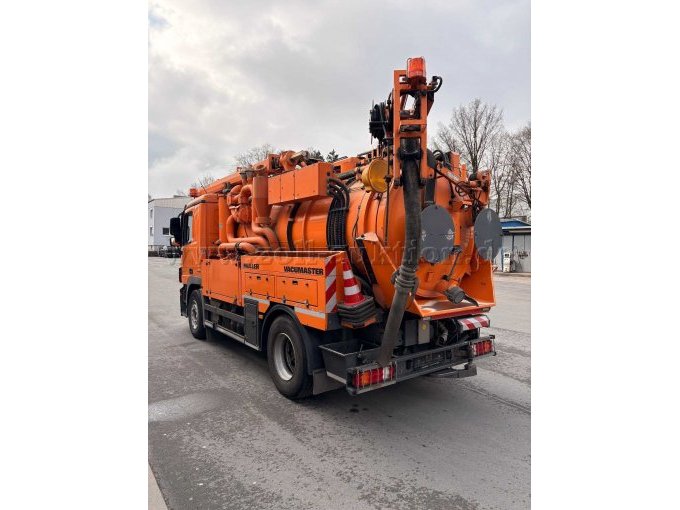 Kanalreiniger hinten links