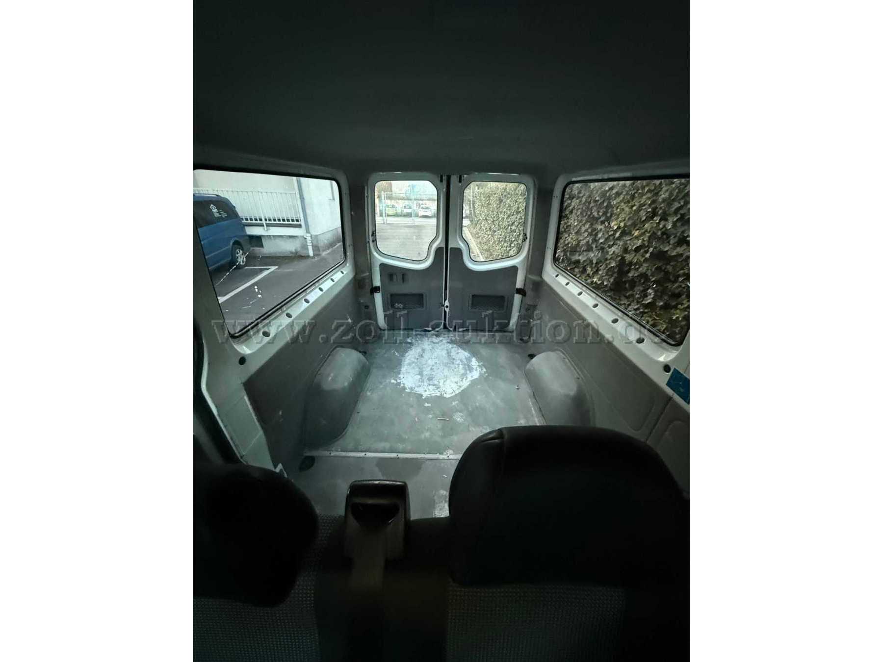 Innenraum Ladefläche.jpg