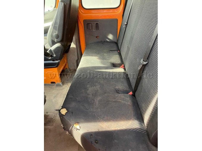 Fahrgastraum hinten links