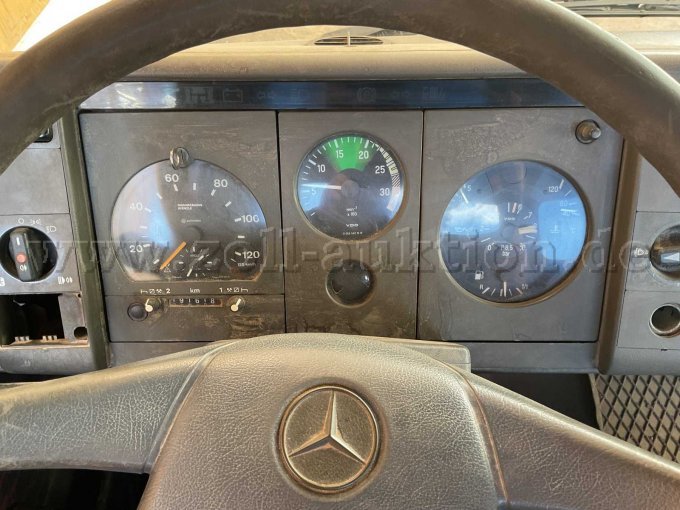 1 Mercedes Benz 7,5 Tonnen 3-Seiten-Kipper Typ 811 Eco Power – foto 14 – kavel bij Zoll-Auktion, Ansbach