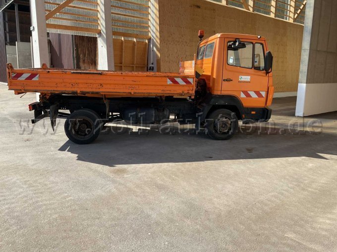 1 Mercedes Benz 7,5 Tonnen 3-Seiten-Kipper Typ 811 Eco Power – foto 2 – kavel bij Zoll-Auktion, Ansbach