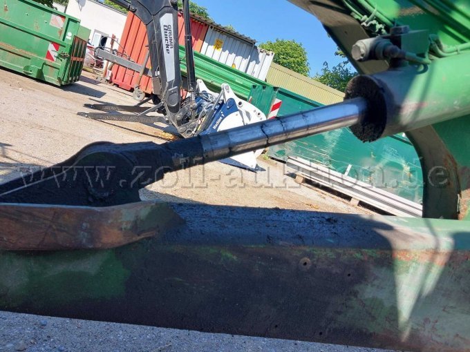 Hydraulikzylinder undicht