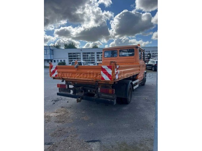 seitliche Heckansicht