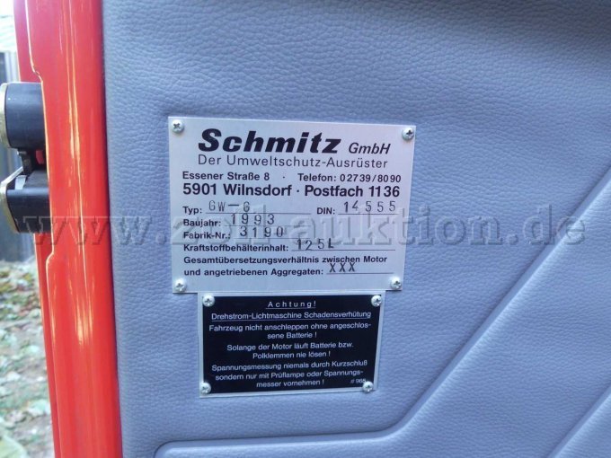 Typenschild Aufbau