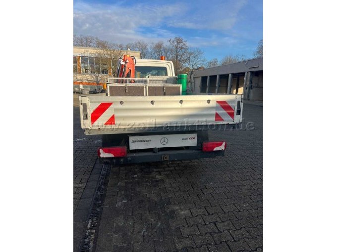 hinten