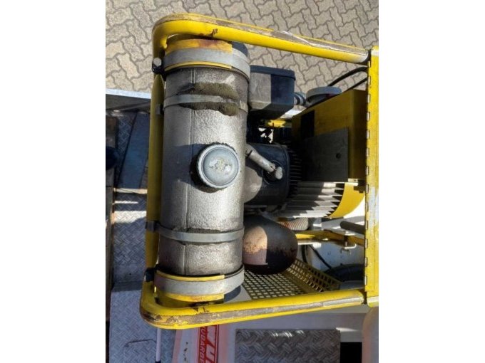 Tank für Notstromaggregat