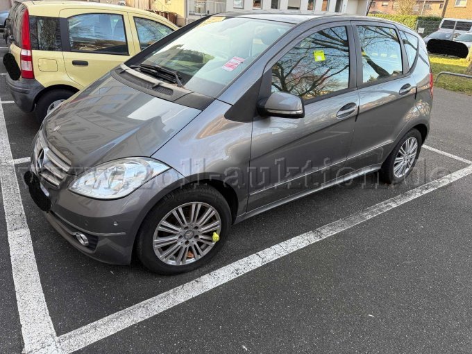 Seitenansicht Fahrerseite.jpg