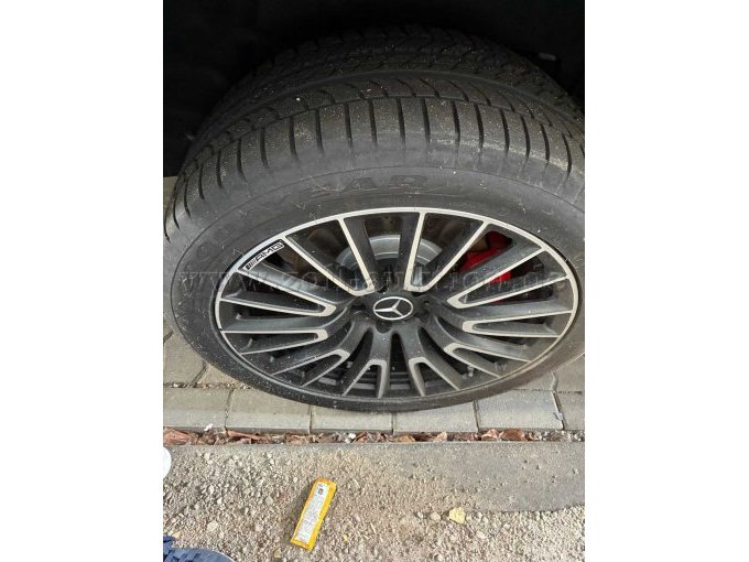 1 Mercedes Benz AMG G 63 schwarz – foto 7 – kavel bij Zoll-Auktion, Hamburg