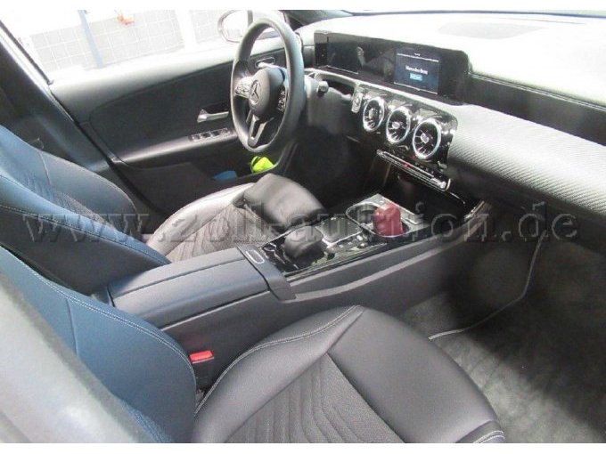 1 Mercedes Benz A 250 e – foto 3 – kavel bij Zoll-Auktion, Erfurt