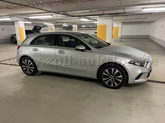 1 Mercedes Benz A 250 e 8G-DCT Style – foto 3 – kavel bij Zoll-Auktion, München