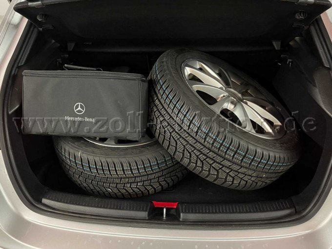 1 Mercedes Benz A 250 e 8G-DCT Style – foto 8 – kavel bij Zoll-Auktion, München