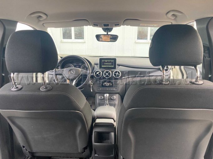 Ansicht vom Rücksitz