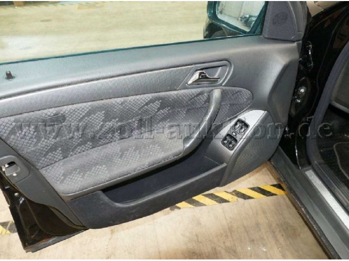 1 Mercedes Benz C-Klasse C 220 T CDI (Bastlerfahrzeug) – foto 7 – kavel bij Zoll-Auktion, Berlin