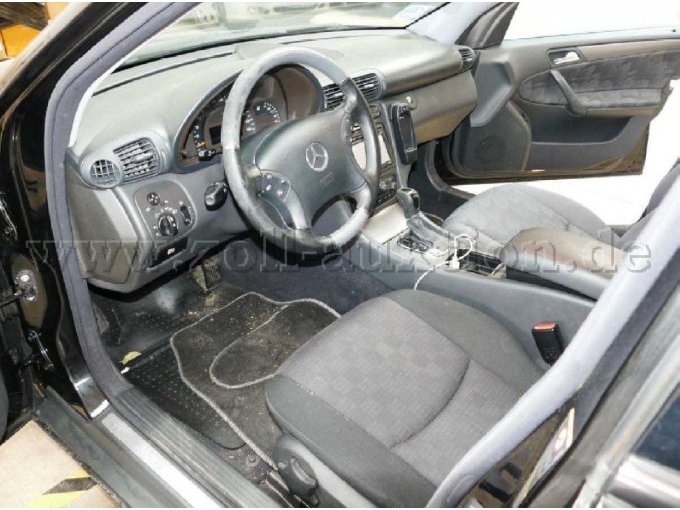 1 Mercedes Benz C-Klasse C 220 T CDI (Bastlerfahrzeug) – foto 8 – kavel bij Zoll-Auktion, Berlin
