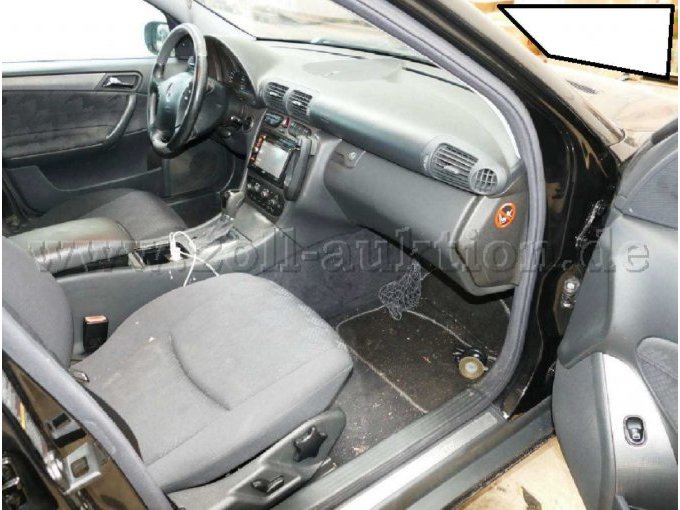 1 Mercedes Benz C-Klasse C 220 T CDI (Bastlerfahrzeug) – foto 11 – kavel bij Zoll-Auktion, Berlin