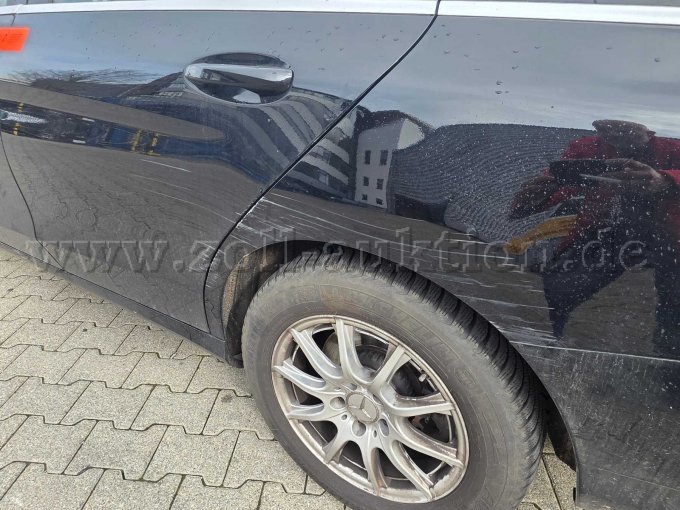 016 Schaden hinten Kotflügel Fahrerseite