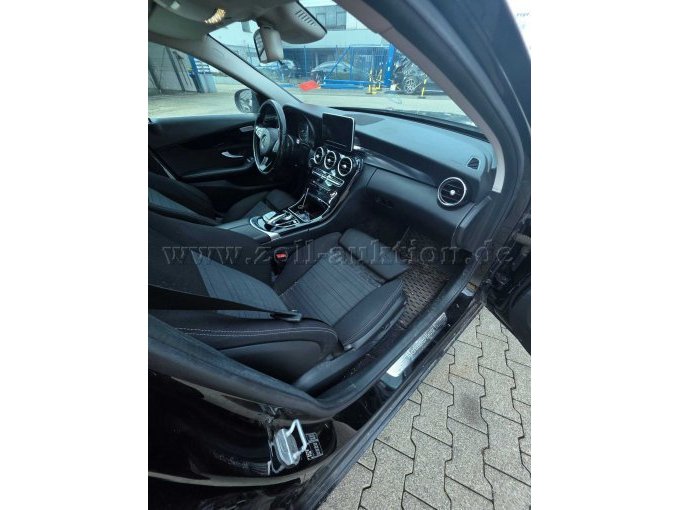 010 innen vorn Beifahrerseite