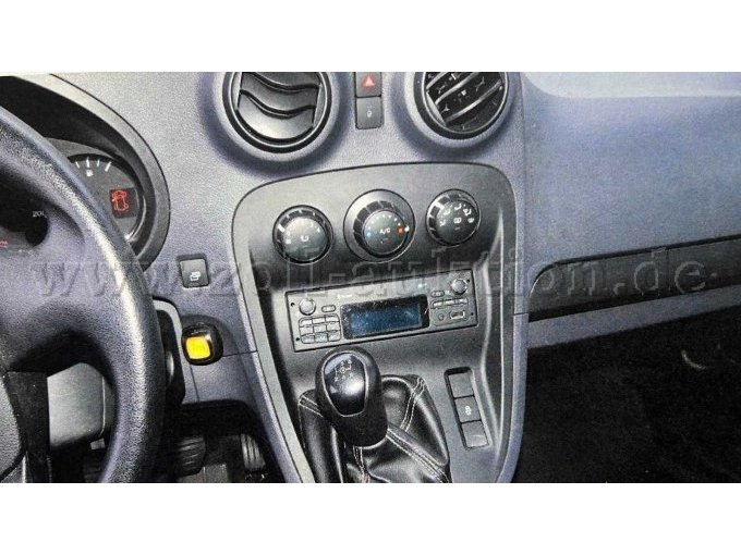 Fahrzeug-Instrumententafel