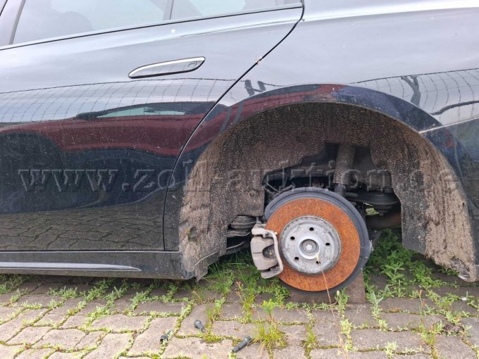 Fahrerseite Heck