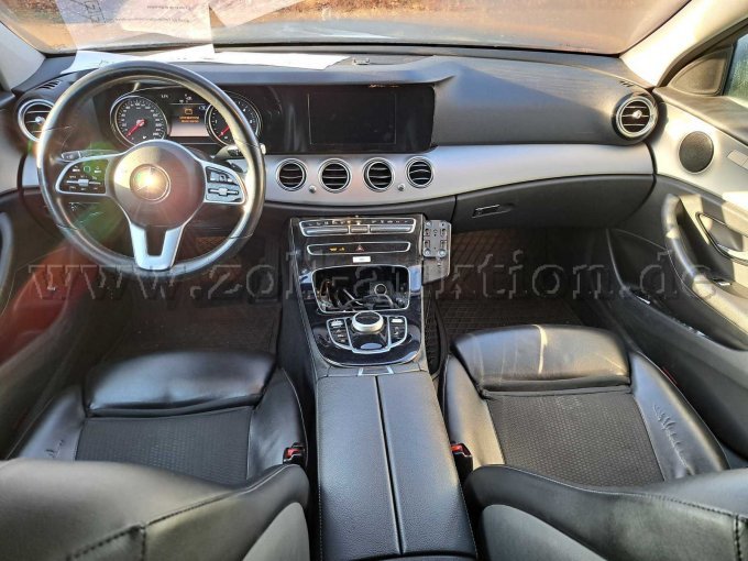 Mittelkonsole und Armaturenbrett