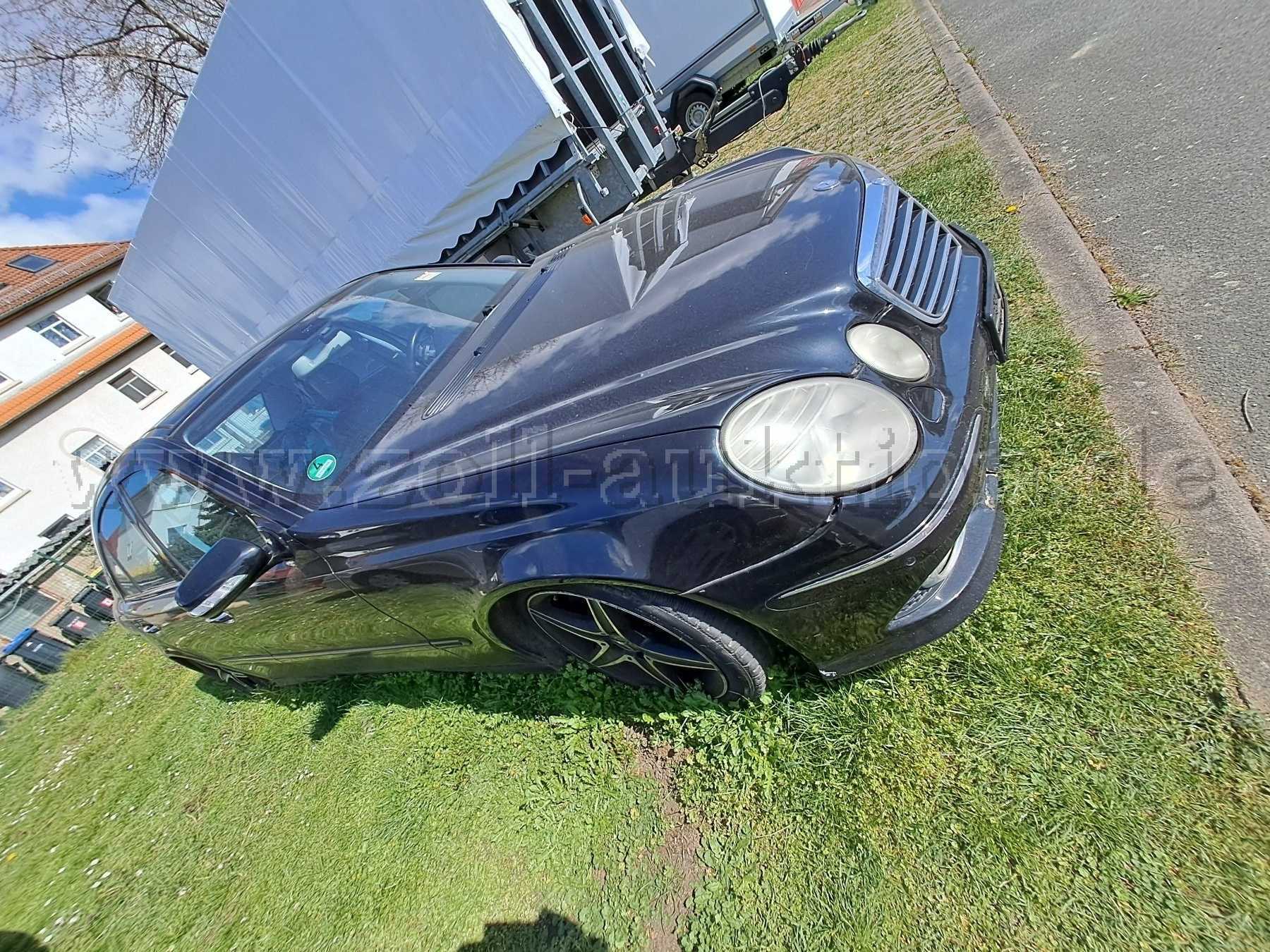 Mercedes Benz E320