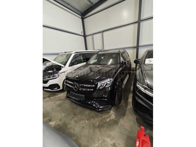 Frontansicht schräg rechts