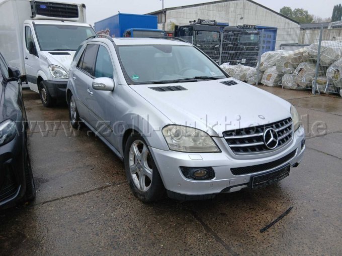 1 Mercedes Benz ML320 CDI 4MATIC grau – foto 10 – kavel bij Zoll-Auktion, Hamburg