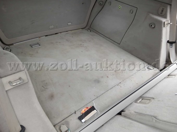 1 Mercedes Benz ML320 CDI 4MATIC grau – foto 2 – kavel bij Zoll-Auktion, Hamburg